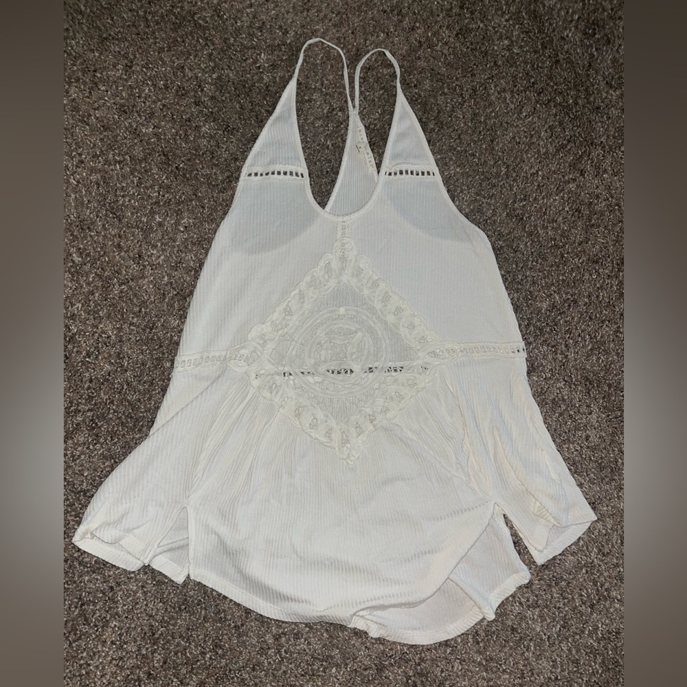 White cut out hint of mint tank top